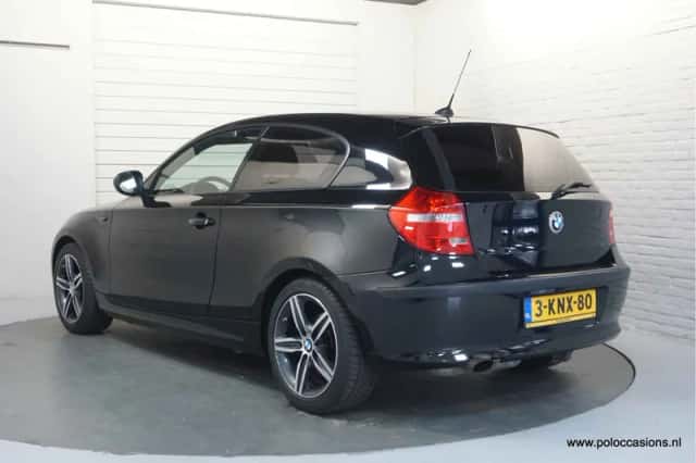 BMW 1-Serie (2010) thumbnail 3
