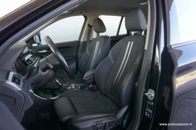 BMW X1 (2021) thumbnail 6