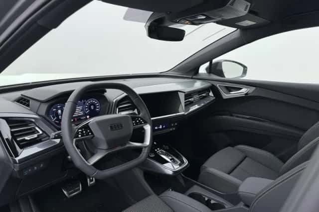 Audi Q4 (2026) thumbnail 2