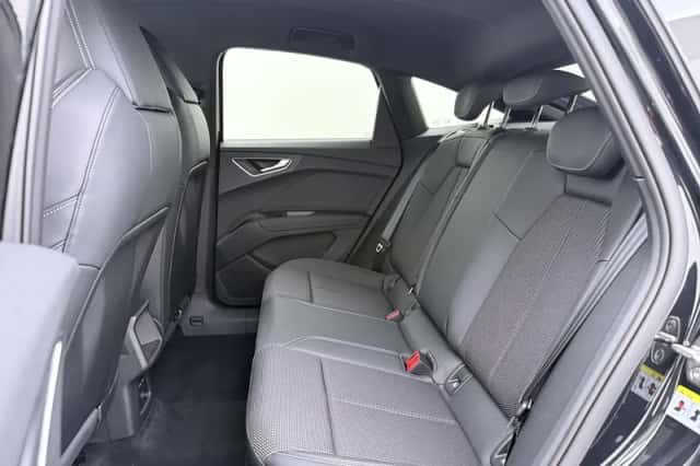 Audi Q4 (2026) thumbnail 6