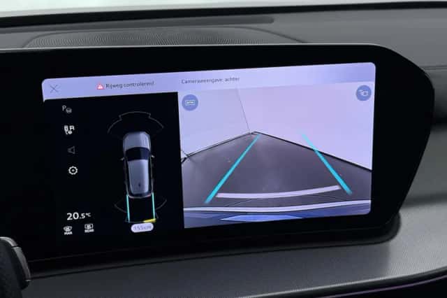 Audi Q3 (2025) thumbnail 12