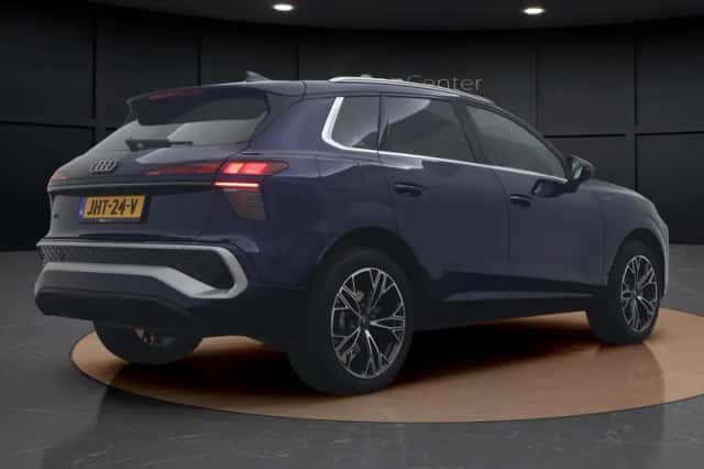 Audi Q3 (2025) thumbnail 5