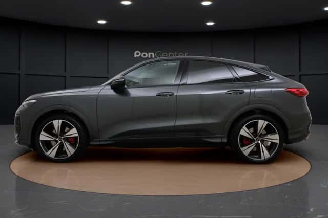 Audi Q5 (2026) thumbnail 5