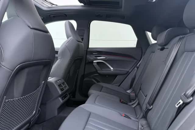 Audi Q5 (2026) thumbnail 6