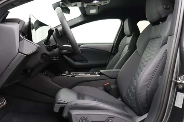 Audi A6 (2025) thumbnail 4