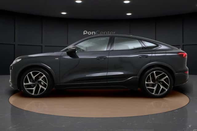 Audi Q6 (2026) thumbnail 3