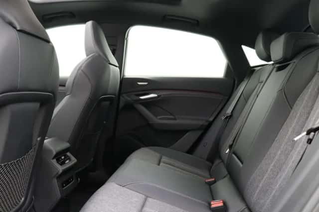 Audi Q6 (2026) thumbnail 8