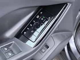Audi Q6 e-tron (2024) thumbnail 14