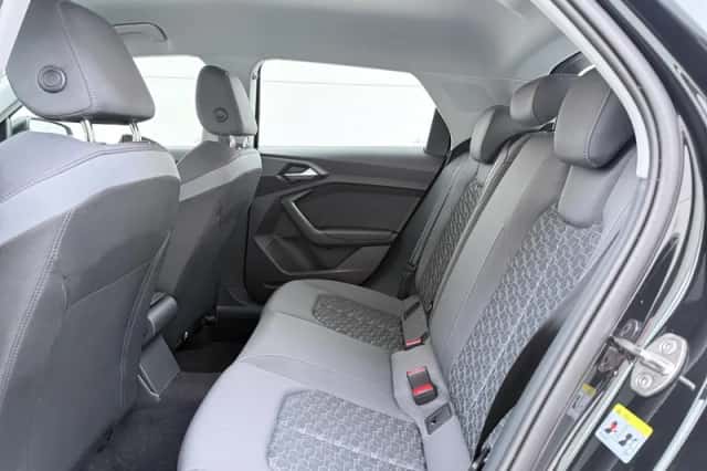 Audi A1 (2025) thumbnail 8