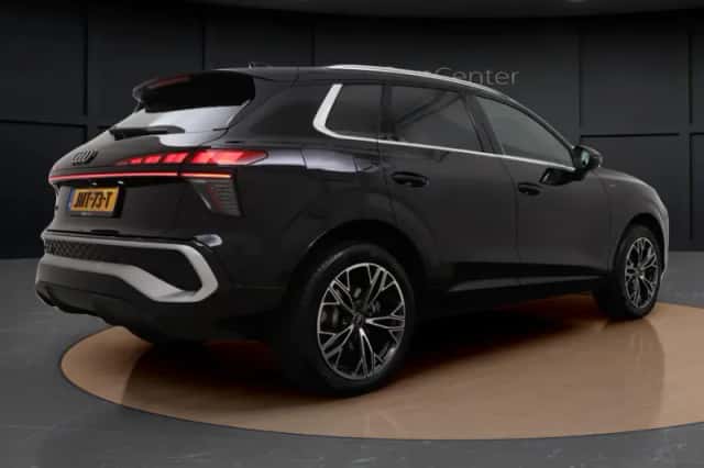 Audi Q3 (2025) thumbnail 6