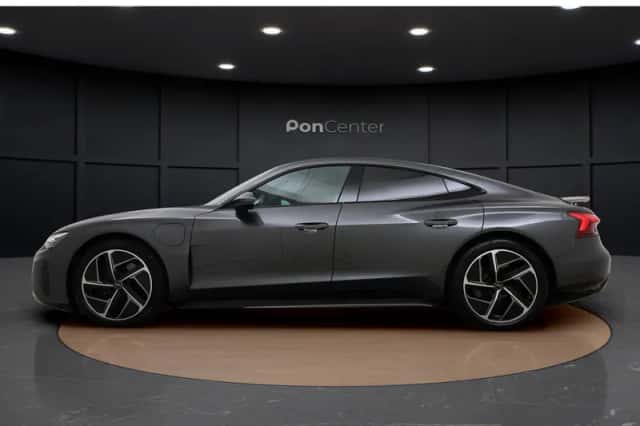 Audi e-tron GT (2023) thumbnail 6