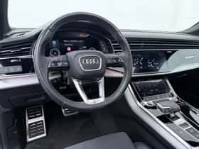 Audi Q8 (2023) thumbnail 3