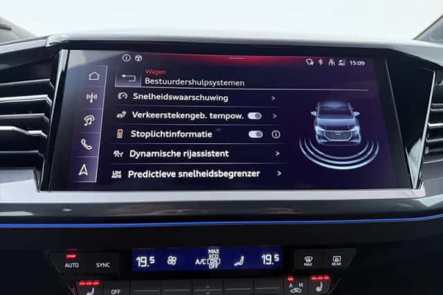 Audi Q4 (2025) thumbnail 11