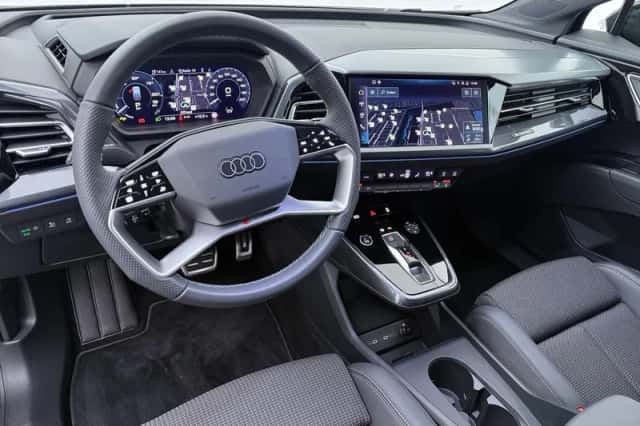 Audi Q4 (2025) thumbnail 3