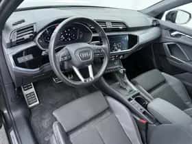 Audi Q3 (2021) thumbnail 3