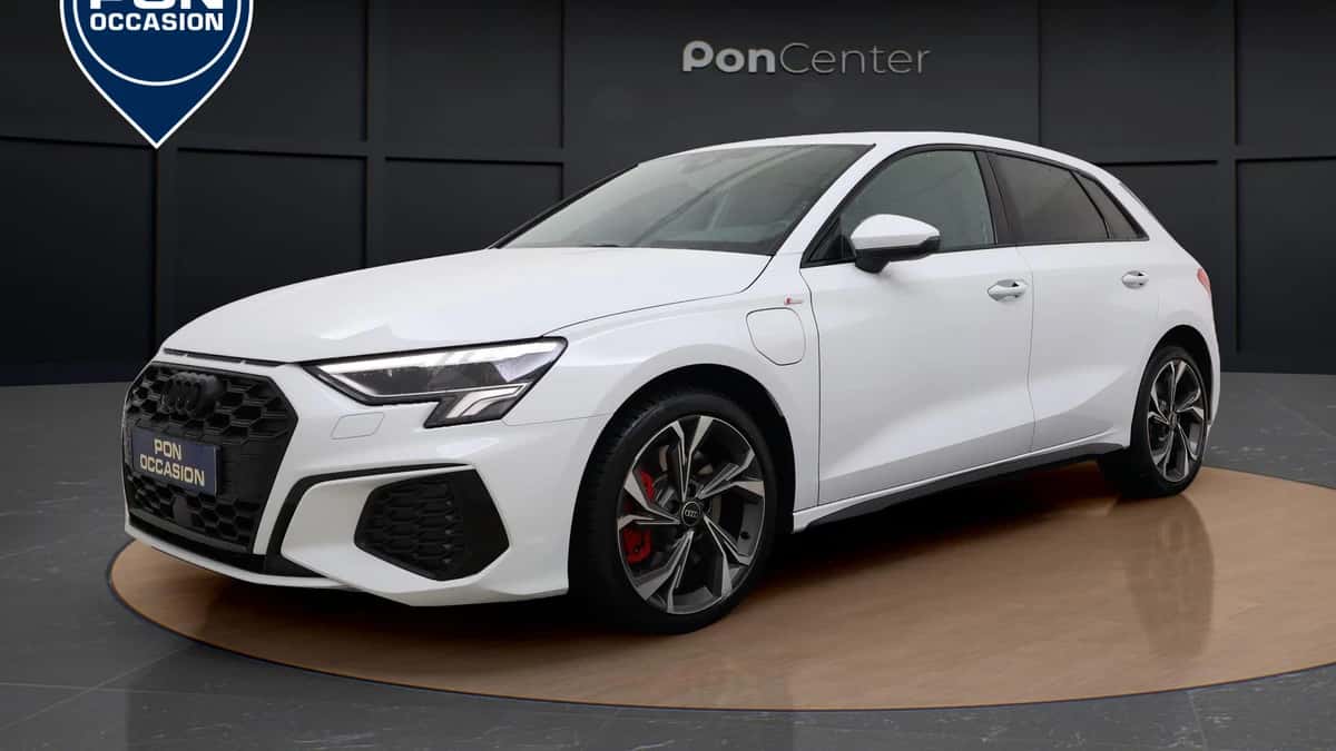 Audi A3 (2024) — foto 1