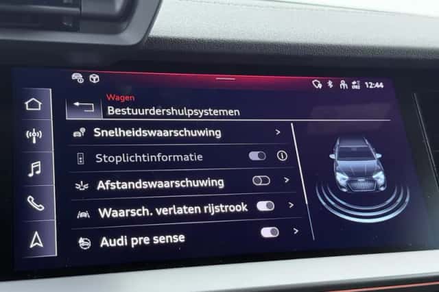 Audi A3 (2024) thumbnail 10