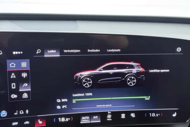 Audi Q6 e-tron (2025) thumbnail 12