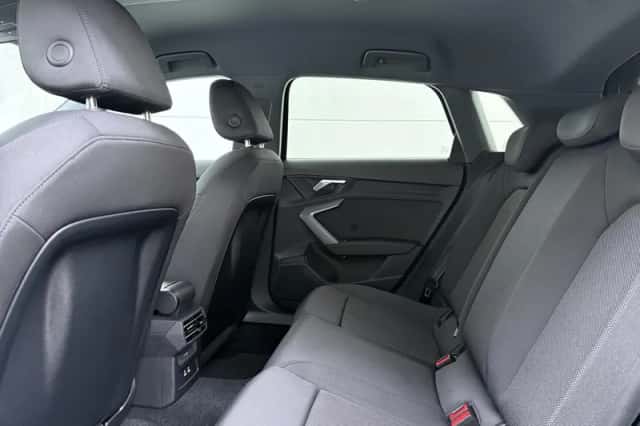 Audi A3 (2025) thumbnail 7