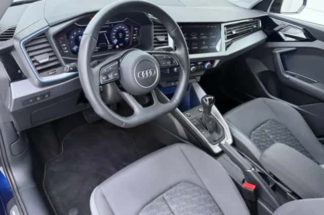 Audi A1 (2025) thumbnail 4