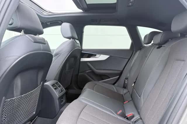 Audi A4 (2024) thumbnail 7