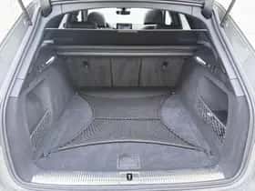 Audi A4 (2024) thumbnail 8
