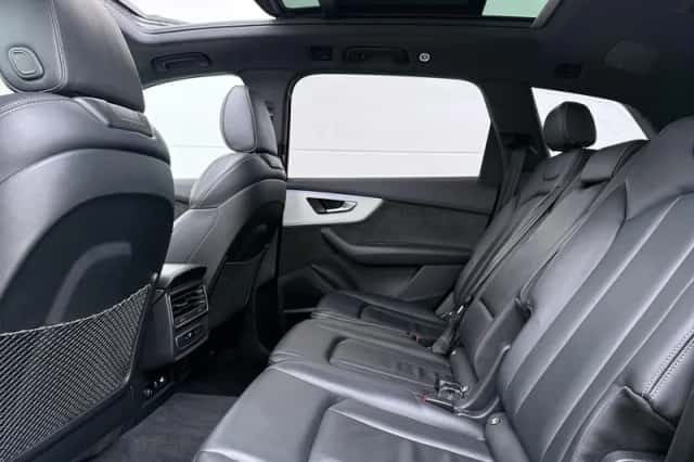 Audi Q7 (2022) thumbnail 7