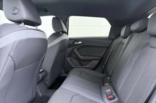 Audi A1 (2025) thumbnail 7