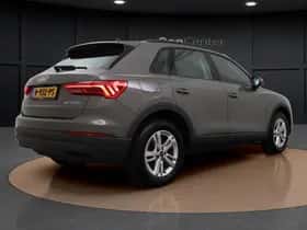 Audi Q3 (2021) thumbnail 5