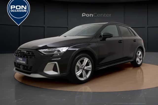 Audi A3 (2025) thumbnail 2
