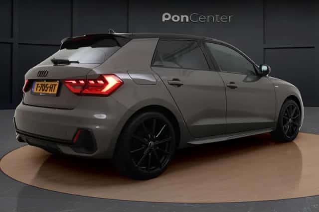 Audi A1 (2023) thumbnail 5