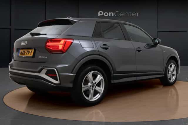 Audi Q2 (2025) thumbnail 5
