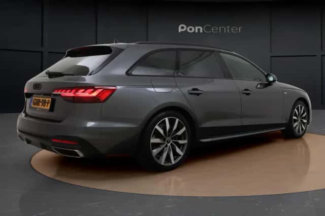 Audi A4 (2024) thumbnail 6