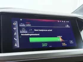 Audi Q4 e-tron (2022) thumbnail 11