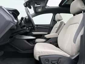 Audi Q4 e-tron (2022) thumbnail 4