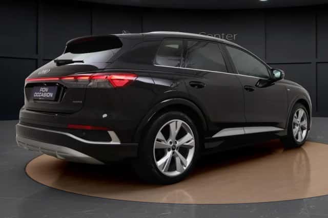 Audi Q4 e-tron (2022) thumbnail 5