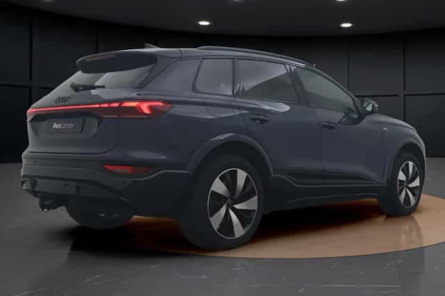 Audi Q6 e-tron (2026) thumbnail 4