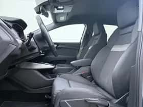 Audi Q4 e-tron (2023) thumbnail 4