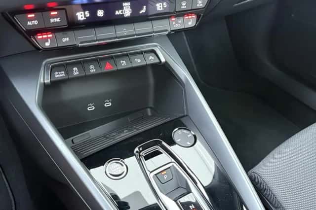 Audi A3 (2025) thumbnail 13