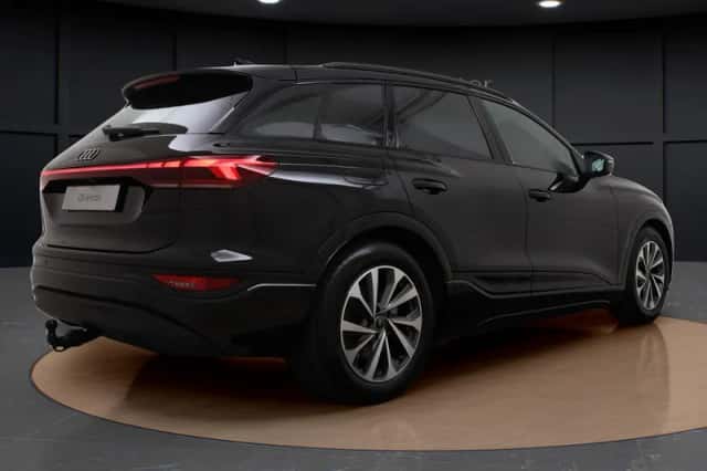 Audi Q6 e-tron (2026) thumbnail 4