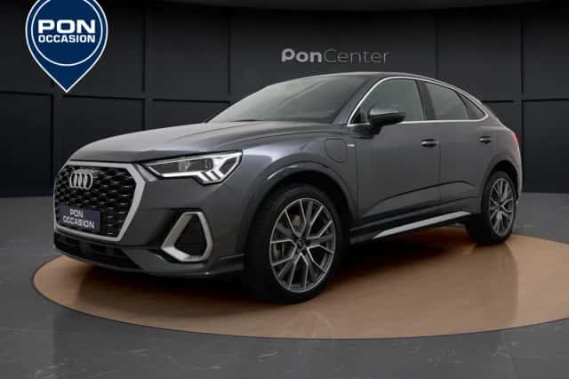 Audi Q3 (2022) thumbnail 1