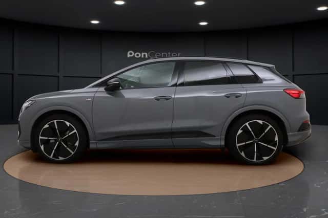 Audi Q4 e-tron (2025) thumbnail 6