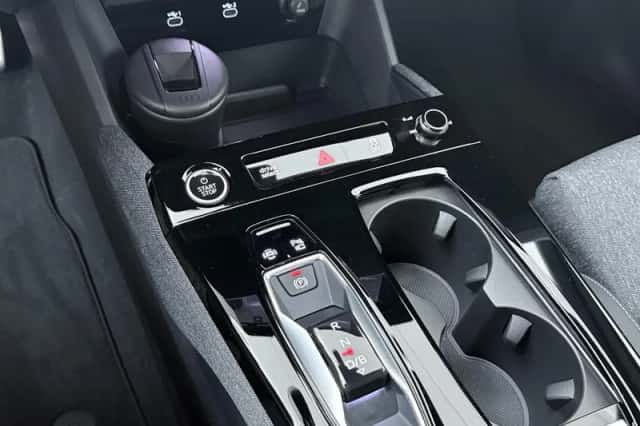 Audi Q6 e-tron (2026) thumbnail 16
