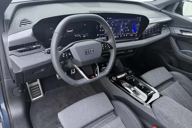 Audi Q6 e-tron (2026) thumbnail 3