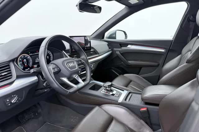 Audi Q5 (2023) thumbnail 3