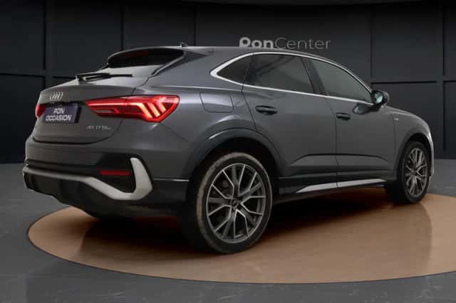 Audi Q3 (2022) thumbnail 5