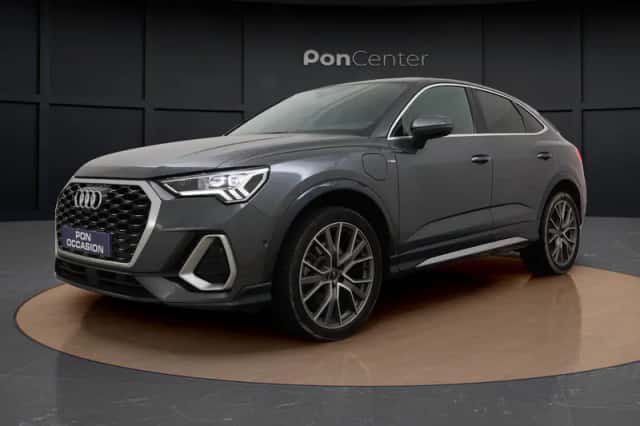 Audi Q3 (2022) thumbnail 9