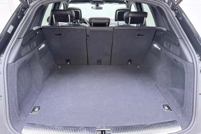 Audi Q5 (2023) thumbnail 8
