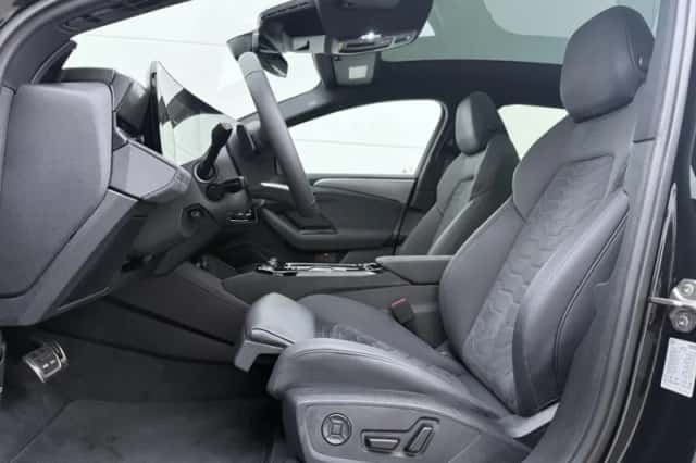 Audi A6 (2025) thumbnail 5
