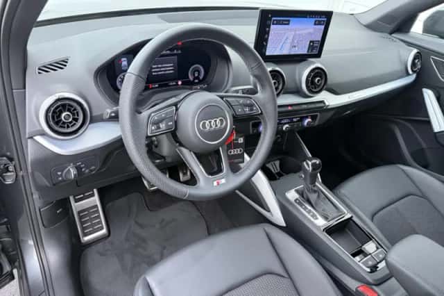 Audi Q2 (2025) thumbnail 4